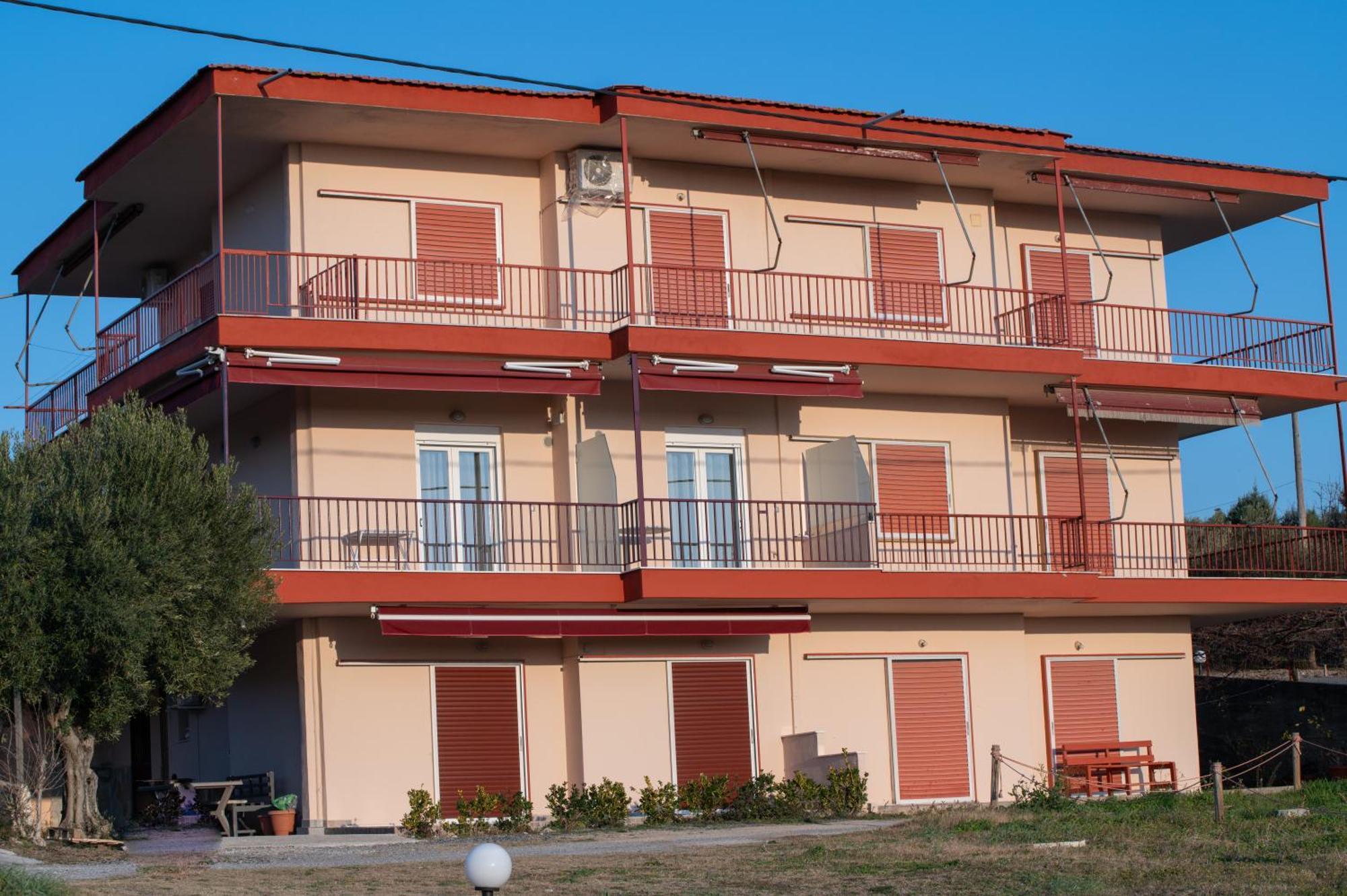 Olea Apartments Palioura Epanomi Exterior photo